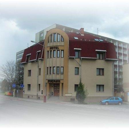 Hotel Forman Млада-Болеслав Екстер'єр фото