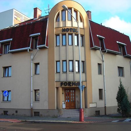 Hotel Forman Млада-Болеслав Екстер'єр фото